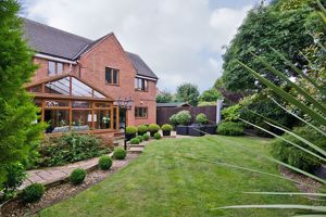 Photo 4- click for photo gallery